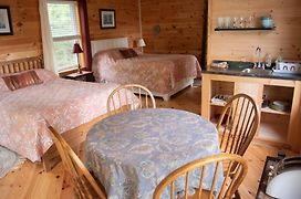 Rumi Guest House On The Cabot Trail