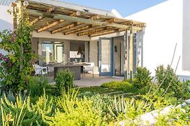 The Cottage Collection Paternoster