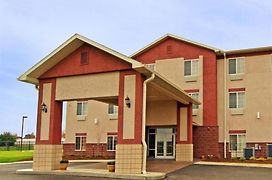 Paola Inn And Suites