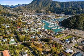 Tasman Holiday Parks Picton