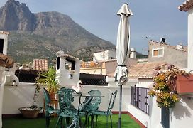 CASA RURaL BENIDORM FINESTRAT EL CAPRICHO