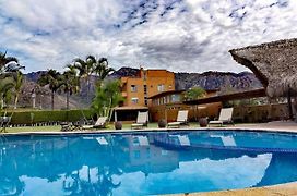 Hotel Real Del Valle, Tepoztlan