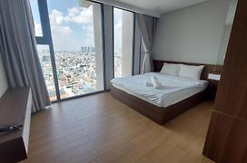 Vinh Hoi Apartments - Luxury Apartment Furnished Suites