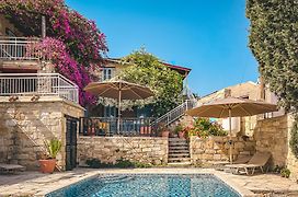 Cyprus Villages Hotel & Restaurant - Central Location - Bed & Breakfast - With Access To Pool And Stunning Views