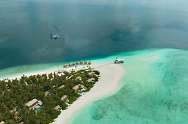 Intercontinental Maldives Maamunagau Resort With Club Benefits - Ihg Hotel