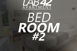 Lab42 City & San Matteo Apartment - 2 Bedrooms