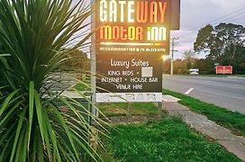 Gateway Motor Inn