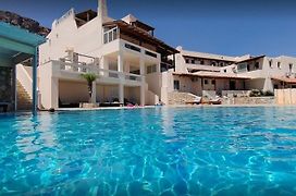 Creta Suites