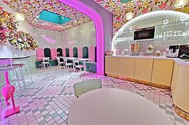 Pink Hotel