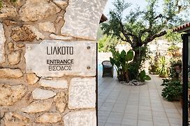 Hotel Liakoto