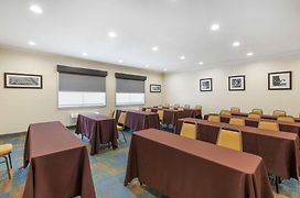 Best Western Plus Lake Worth