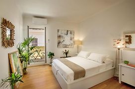 Spanish Step Rooftop Boutique Apartment Rome