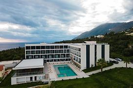 Black Diamond Hotel Dhermi