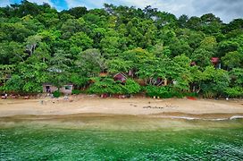 Kohjum Seafront Resort