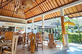 Villa Casablanca Surf Keramas