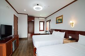 Minh Quang Hotel