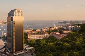 The Ritz-Carlton, Istanbul At The Bosphorus