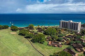 Royal Lahaina Resort & Bungalows