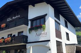 Hotel-Garni Austria