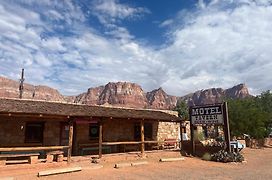 Lee'S Ferry Lodge At Vermilion Cliffs