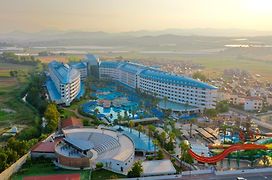 Crystal Admiral Resort Suites&Spa - Ultimate All Inclusive