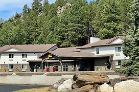 Super 8 By Wyndham Custer/Crazy Horse Area