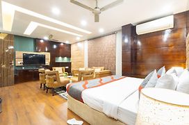 Hotel Gold Souk - Karol Bagh