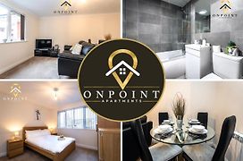 Onpoint Apartments - Spacious 2 Bed Apartment - Free Parking