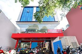 Super Hotel O Silver House Near Mantri Square Mall