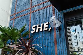 Hotel She, Osaka