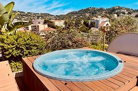 Best Western Le Patio des Artistes Wellness Jacuzzi