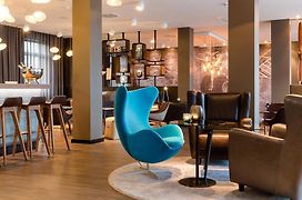 Motel One Frankfurt Airport