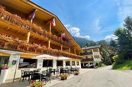 Chalet Hotel Diamant