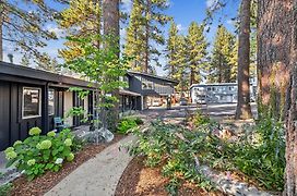 South Lake Chalet-Boutique Suite-Minutes To Heavenly & Lake Tahoe