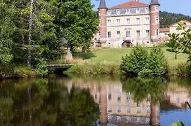 Domaine et Château de Valinches