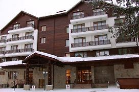 Borovets Hills Ski & Spa