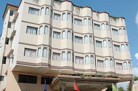 Hotel Vishnupriya