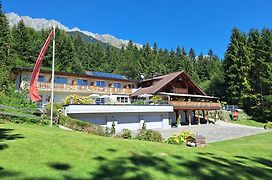 Hotel Garni - Pension Frau Hitt