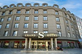 Grand S Hotel