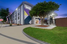 Spark By Hilton Grand Prairie