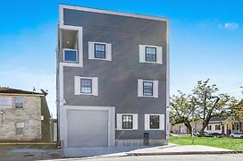 Stunning Condos Near French Quarter