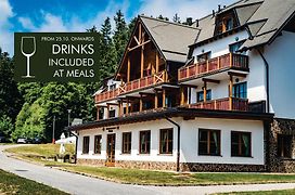 Pohorje Village Wellbeing Resort - Wellness&Spa Hotel Bolfenk