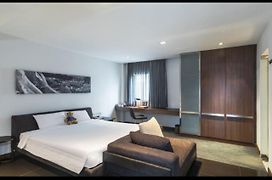 S33 Compact Sukhumvit Hotel