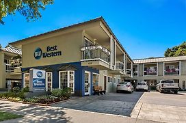 Best Western University Lodge