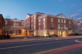 Courtyard By Marriott Charlottesville - University Medical Center