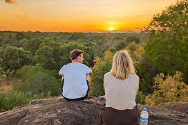 Sigiri Choona Lodge 'Unique Sunrise Viewpoint'