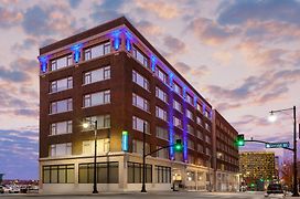 Holiday Inn Express - Kansas City Downtown, An Ihg Hotel