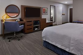 Hampton Inn & Suites Montreal-Dorval