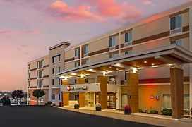 Best Western Plus North Shore Hotel