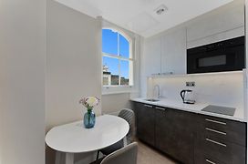 Cleveland Residences Kensington